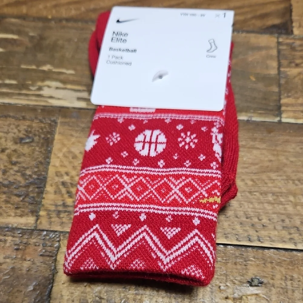 Nike Youth Holiday Elite Crew Socks: RED: NEW WITH TAGS: SIZE XS (10C-3Y)